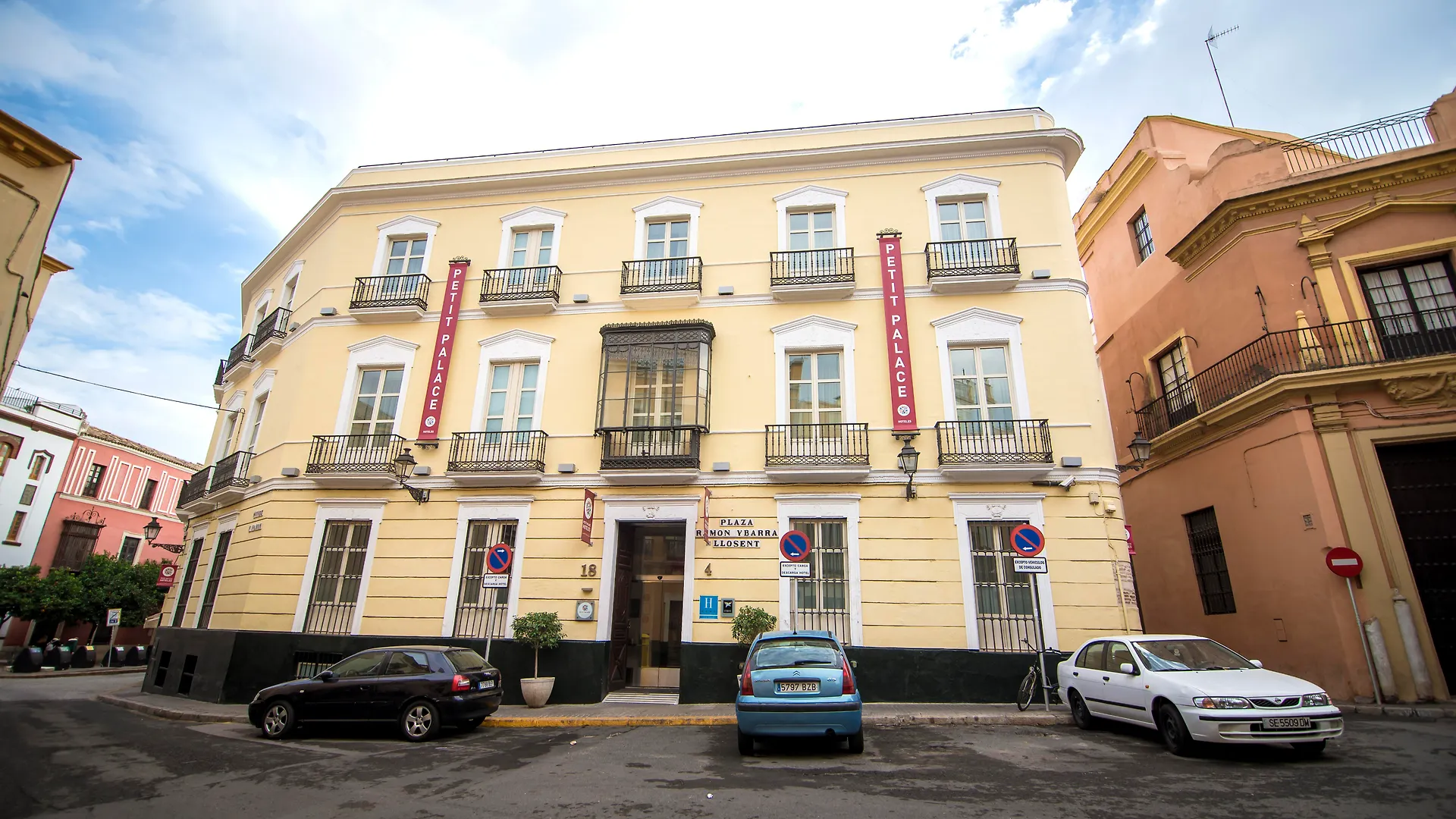 Hotel Petit Palace Santa Cruz Seville